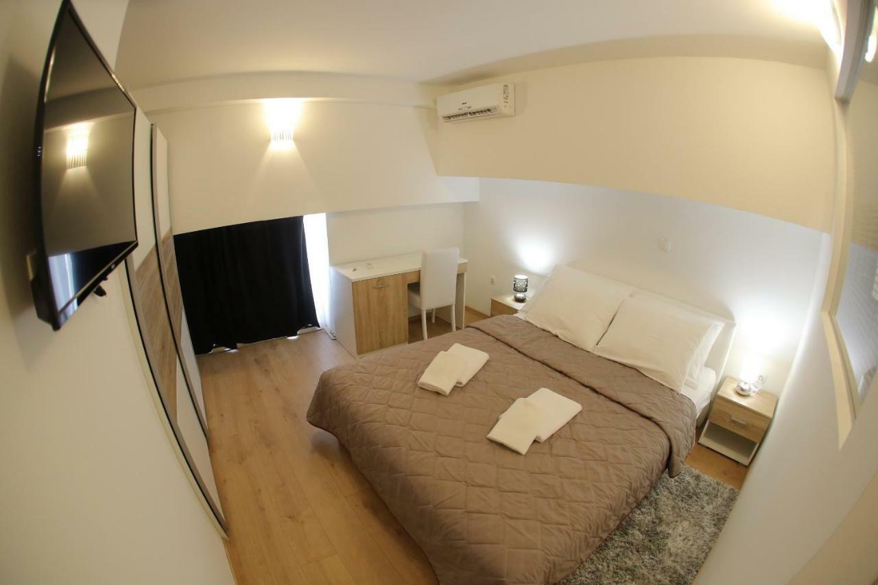 365 Rooms Zadar Buitenkant foto